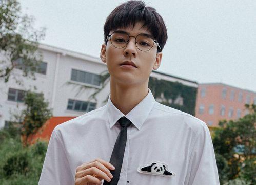 龚俊最新娱乐爆料视频,揭秘明星幕后生活点滴  第2张 龚俊最新娱乐爆料视频,揭秘明星幕后生活点滴  第2张