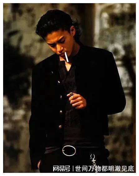 小栗旬被爆料 道歉视频,真诚认错,网友热议  第3张 小栗旬被爆料 道歉视频,真诚认错,网友热议  第3张