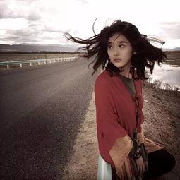 抚弄电影在线观看,一场视觉与情感的在线盛宴  第2张 抚弄电影在线观看,一场视觉与情感的在线盛宴  第2张