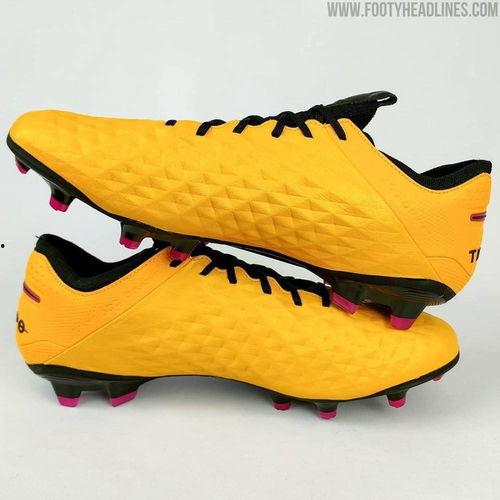 足球鞋最新配色爆料,独家揭秘最新配色爆料!